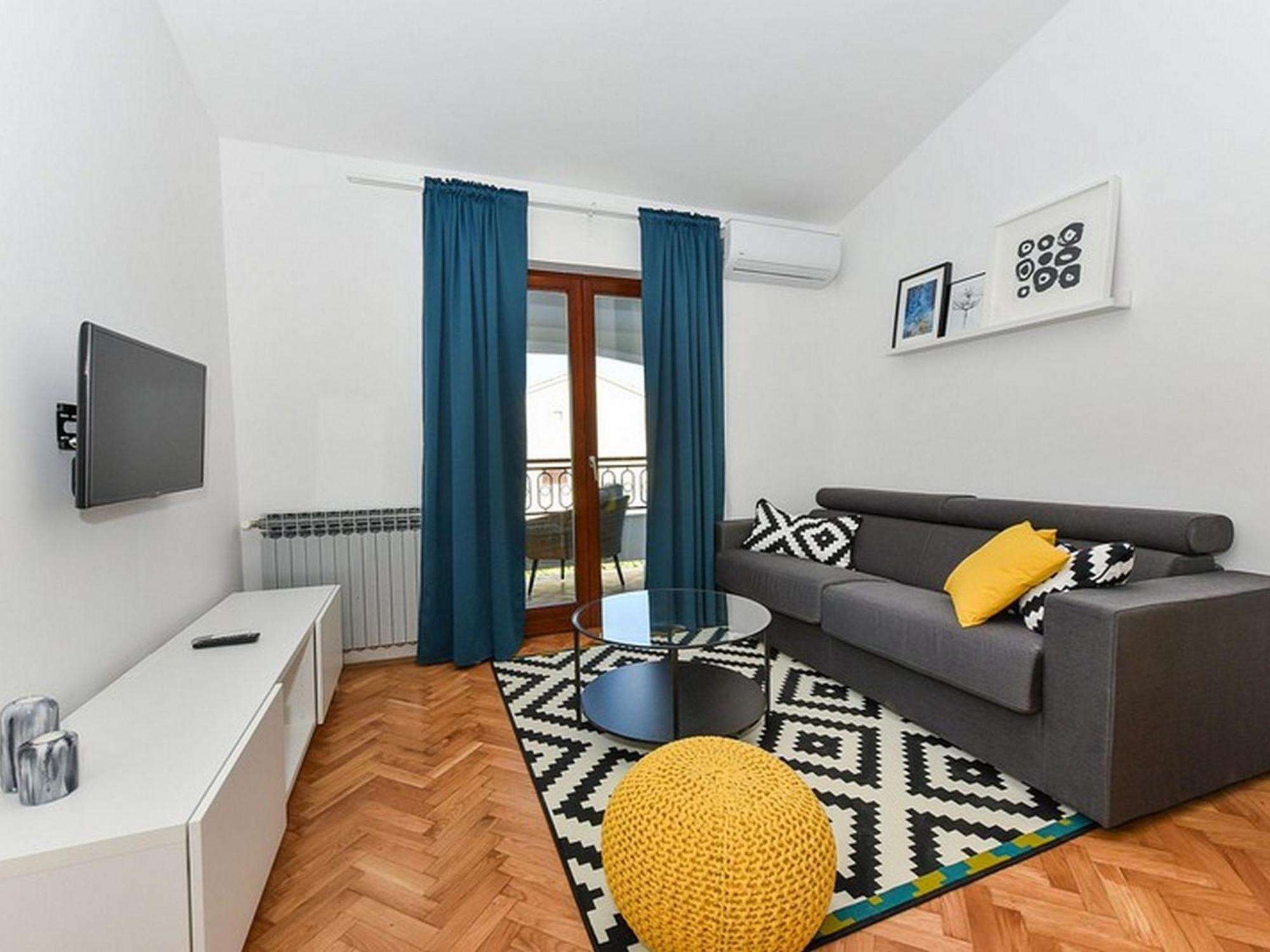 Mediterraneo Garden Apartments Петрчане Номер фото
