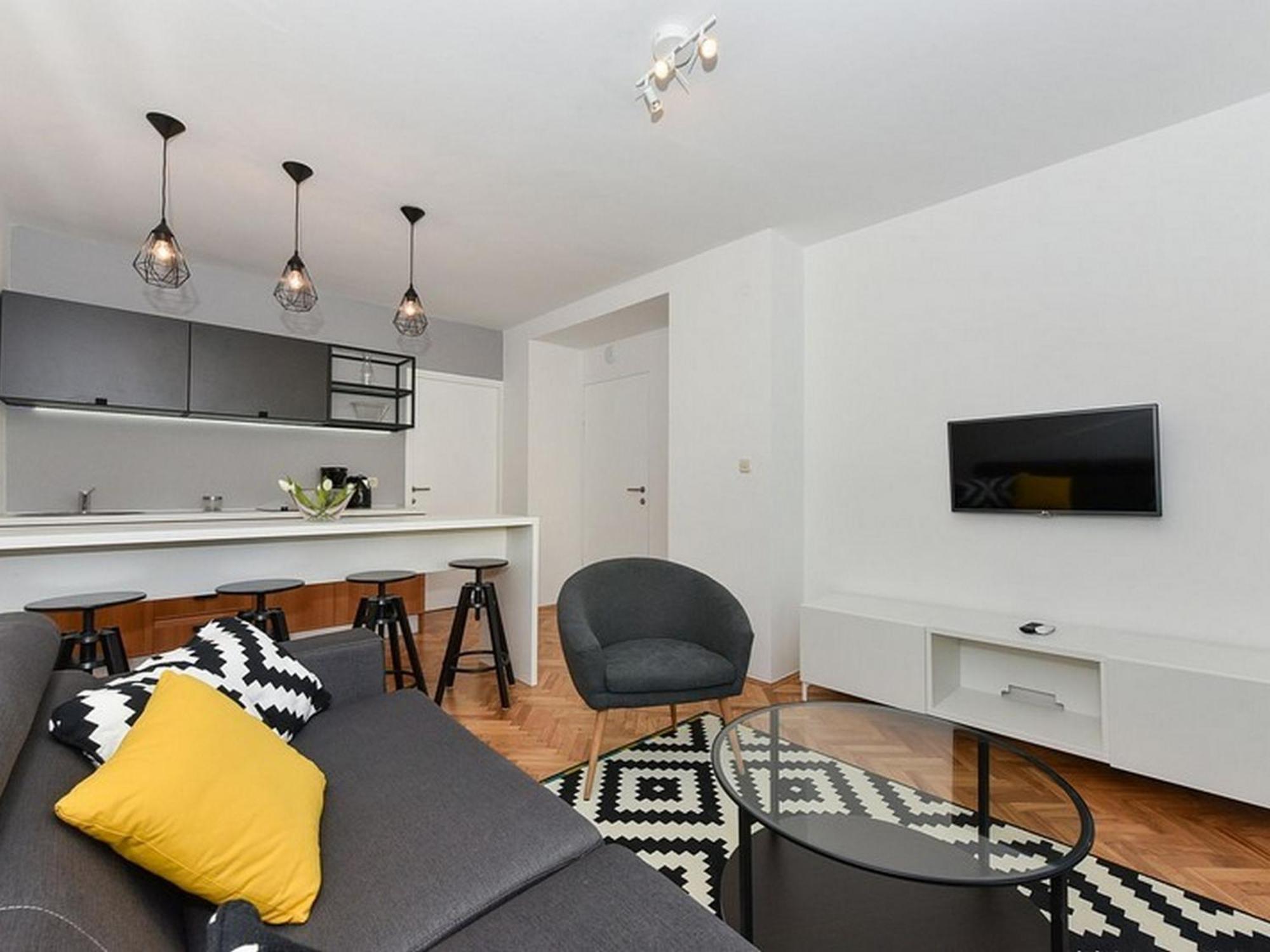 Mediterraneo Garden Apartments Петрчане Номер фото