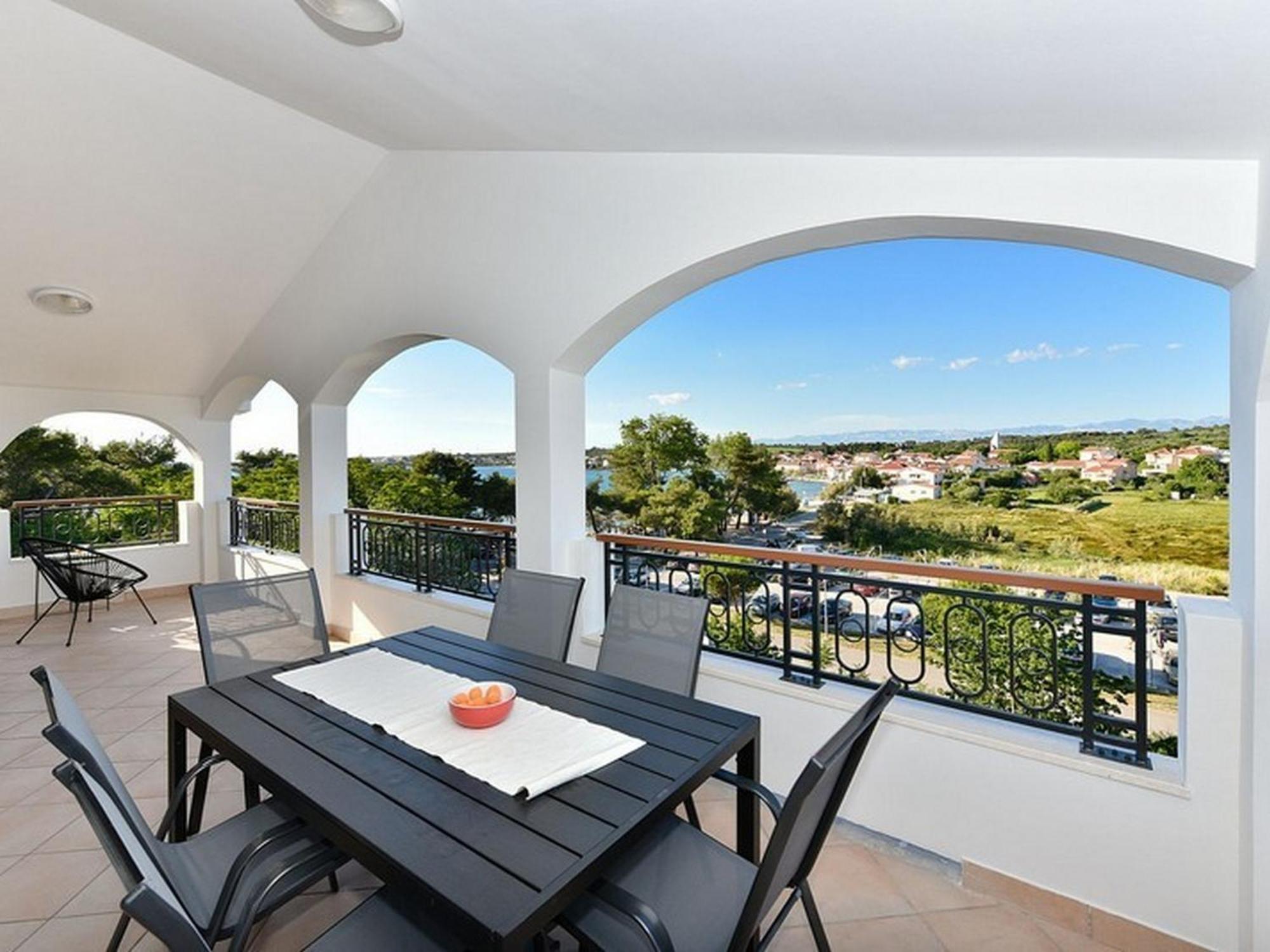 Mediterraneo Garden Apartments Петрчане Номер фото