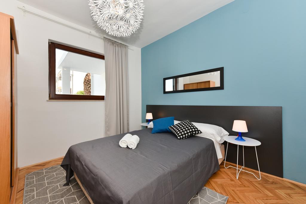 Mediterraneo Garden Apartments Петрчане Экстерьер фото
